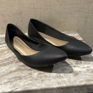 Women’s Black flats. Christian Siriano. Size 9.5 wide.